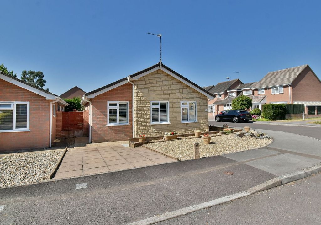 Property photo 1 of 14