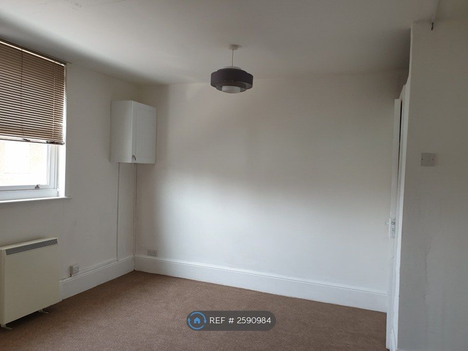 Property photo 3 of 4 Sitting Room