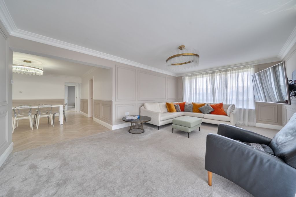 Property photo 3 of 25 5227852