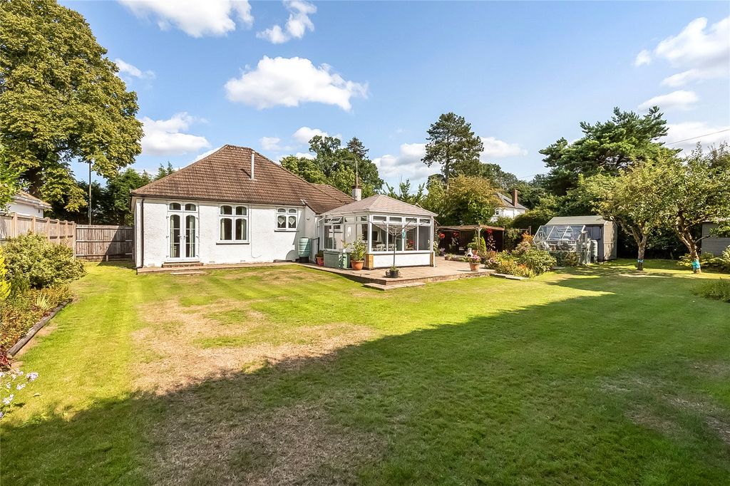 Property photo 3 of 16 Picture No. 12