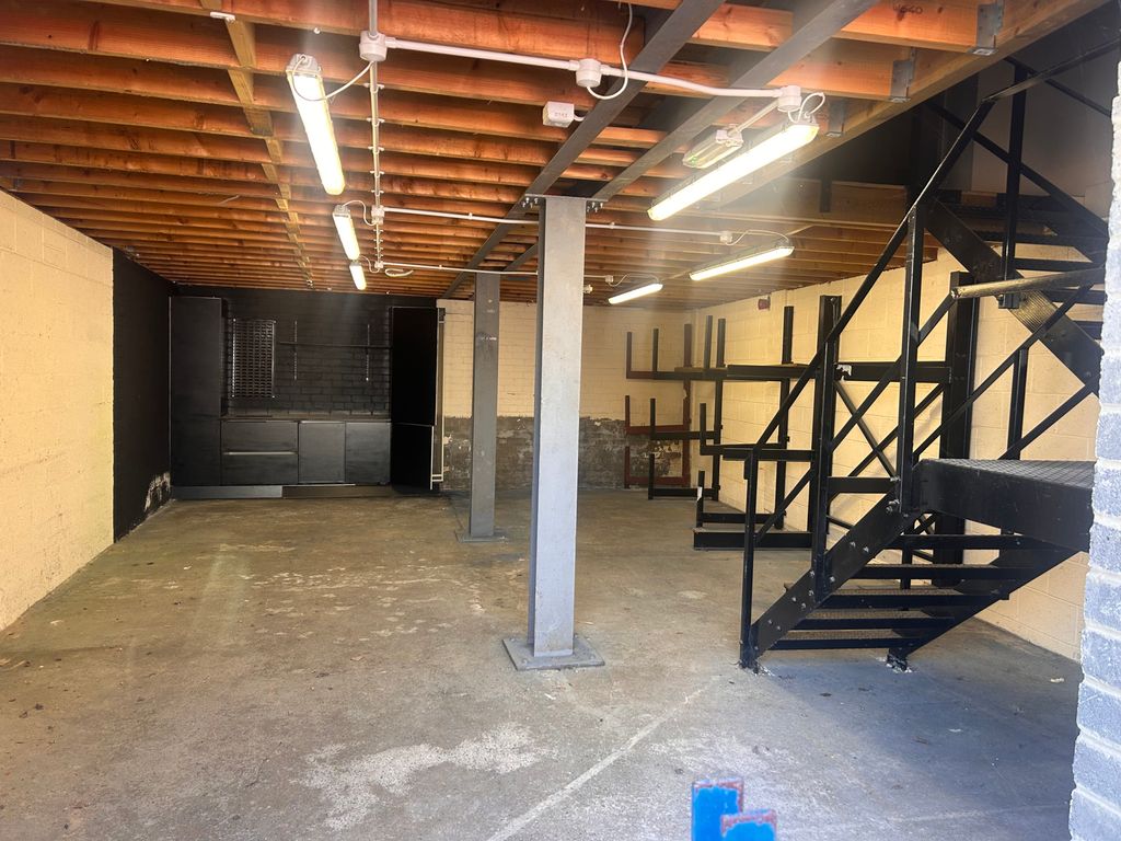 Property photo 2 of 5 Unit 1