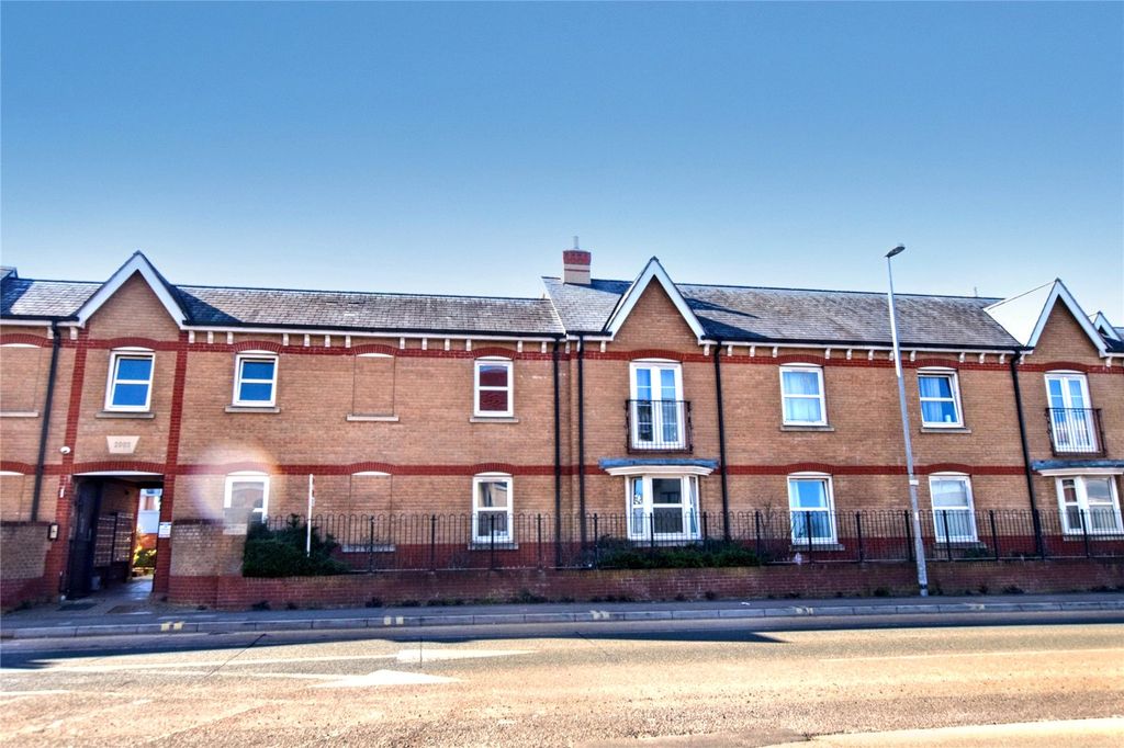 Property photo 1 of 9 Picture No. 10