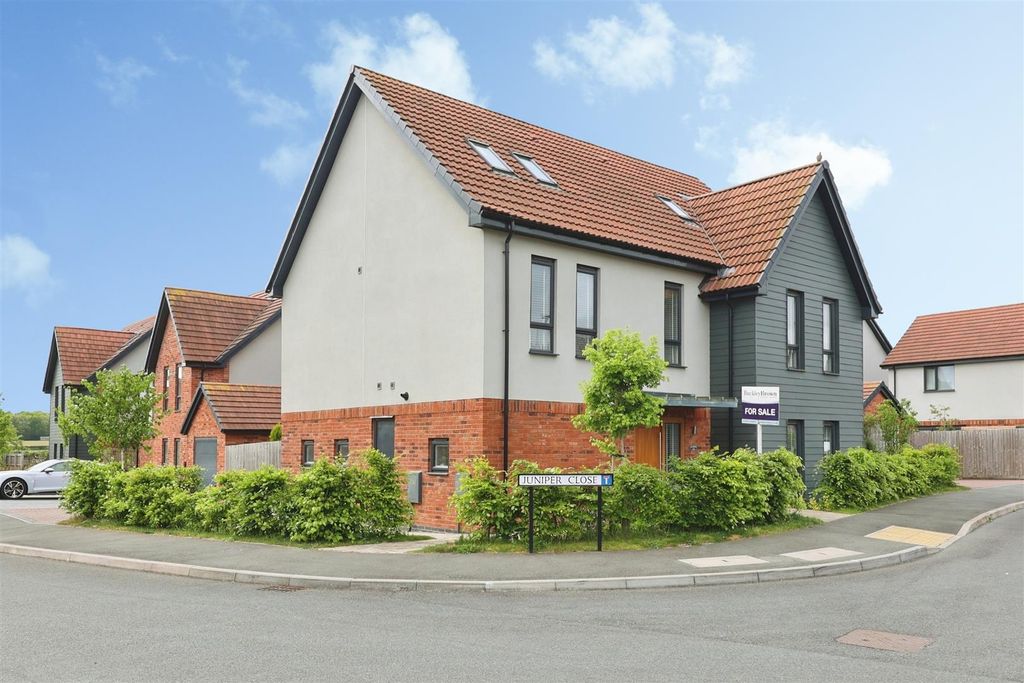 Property photo 1 of 35 3.Jpg