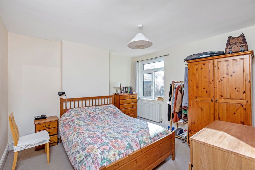 Property photo 2 of 3