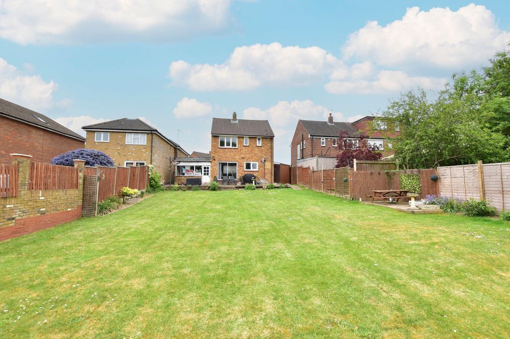 Property photo 1 of 22