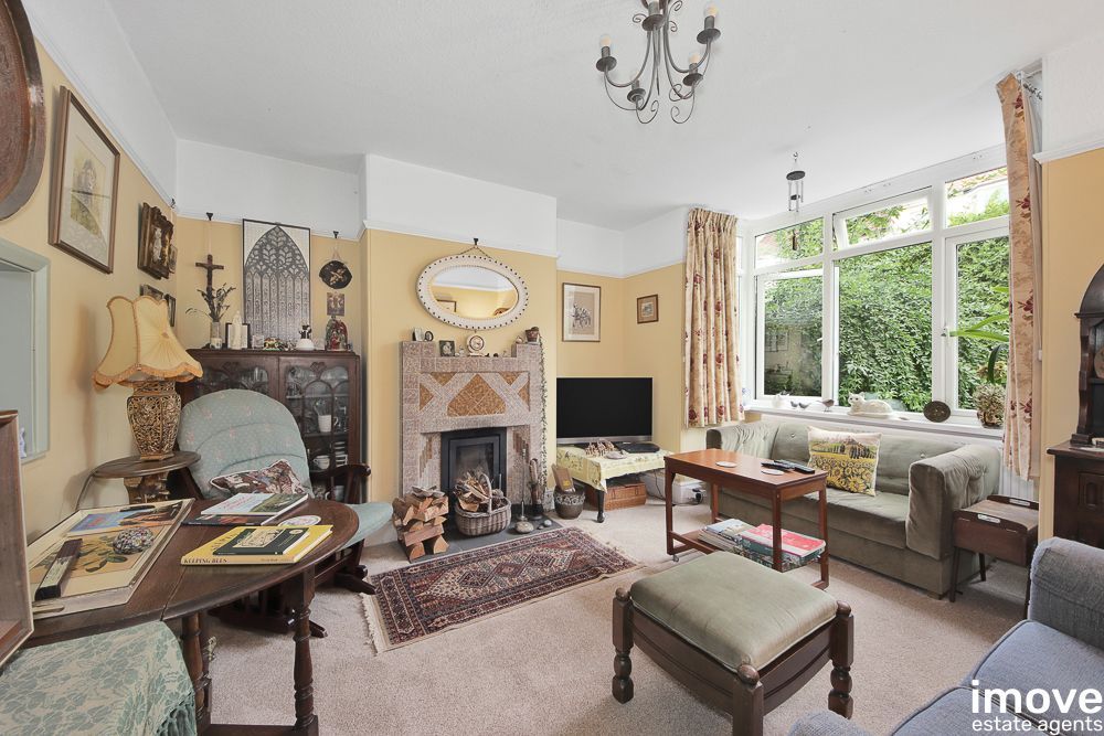 Property photo 2 of 18