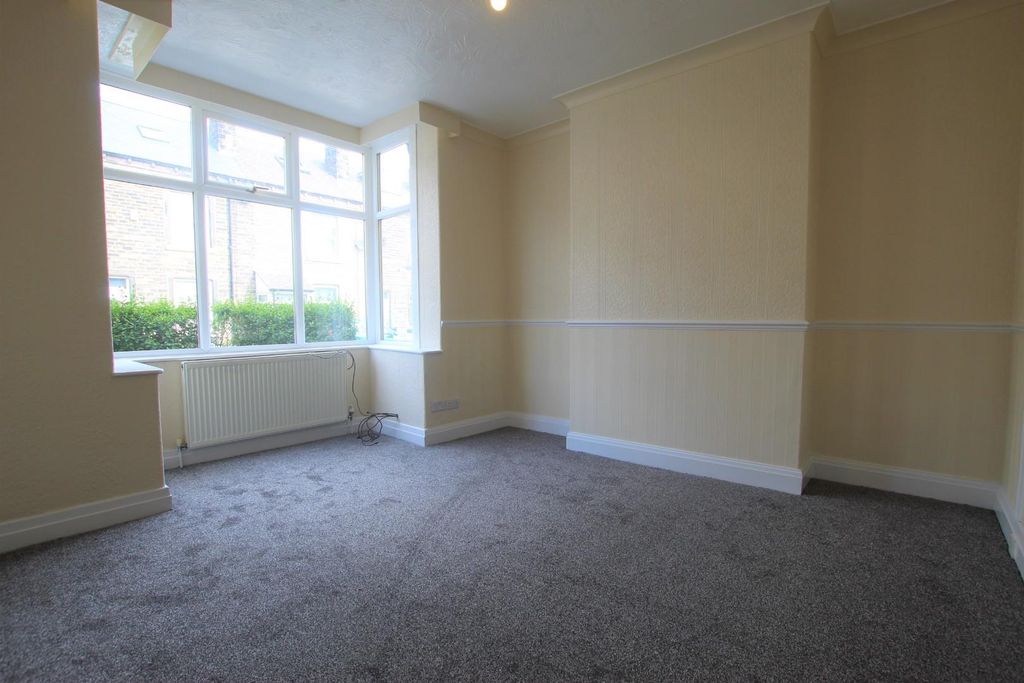 Property photo 2 of 13 Living Room