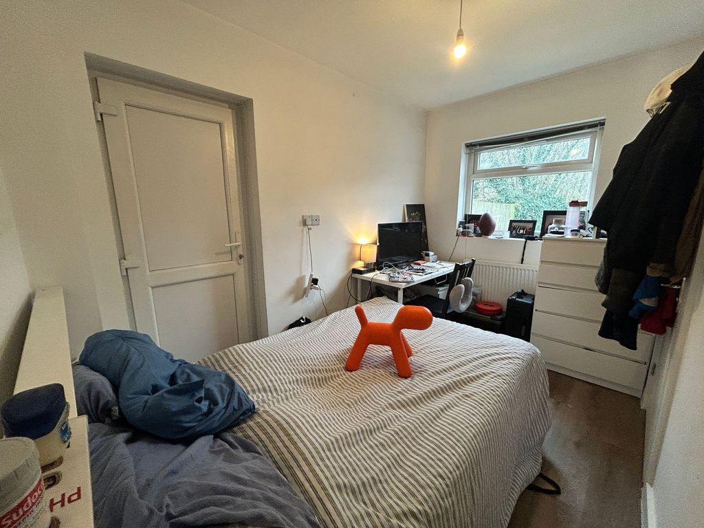 Property photo 1 of 8 Bedroom 5