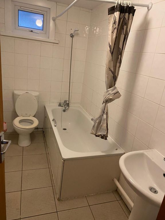 Property photo 3 of 3