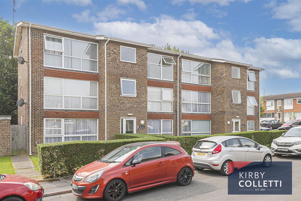 Property photo 1 of 8