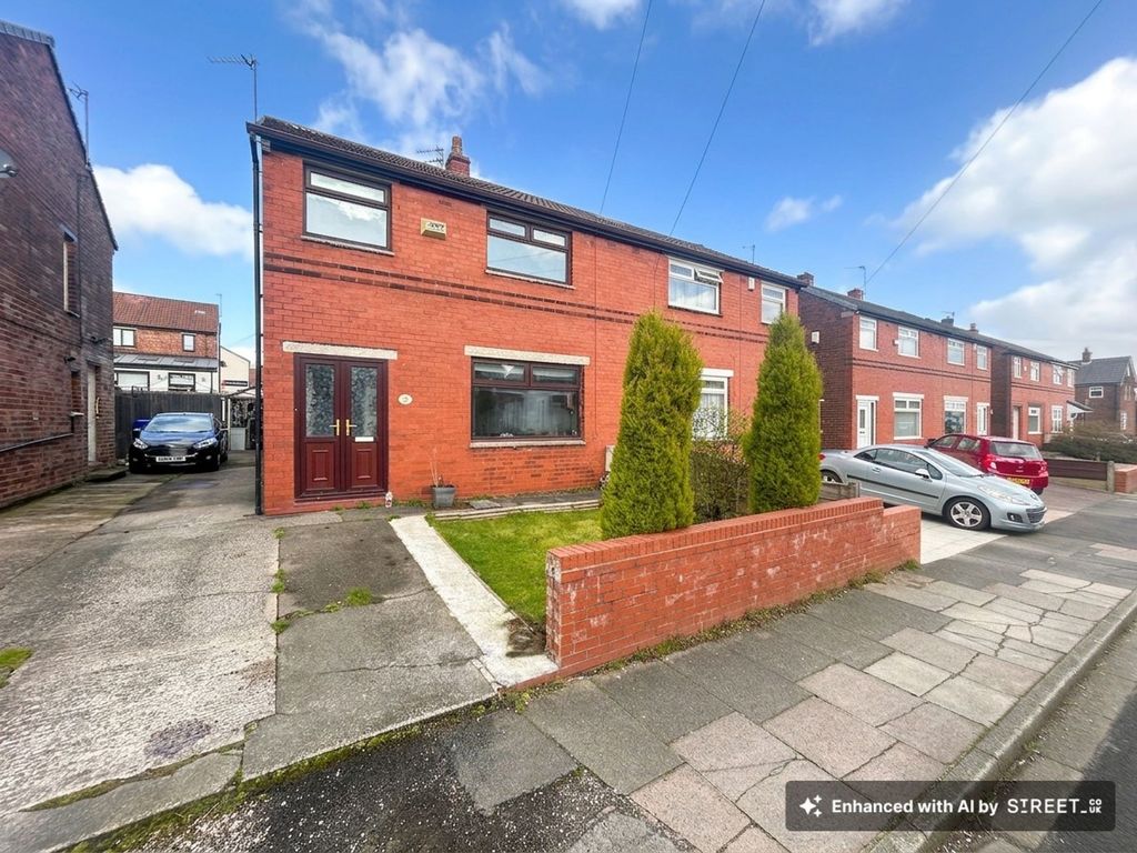 Property photo 1 of 12