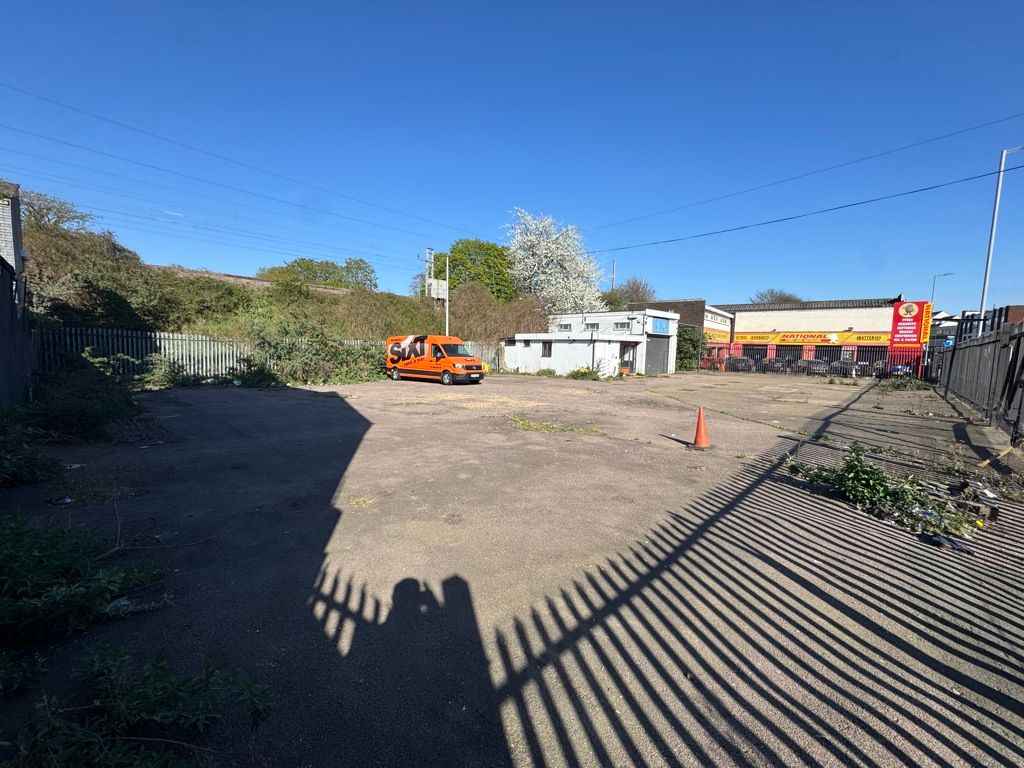 Property photo 1 of 8 Photo 1