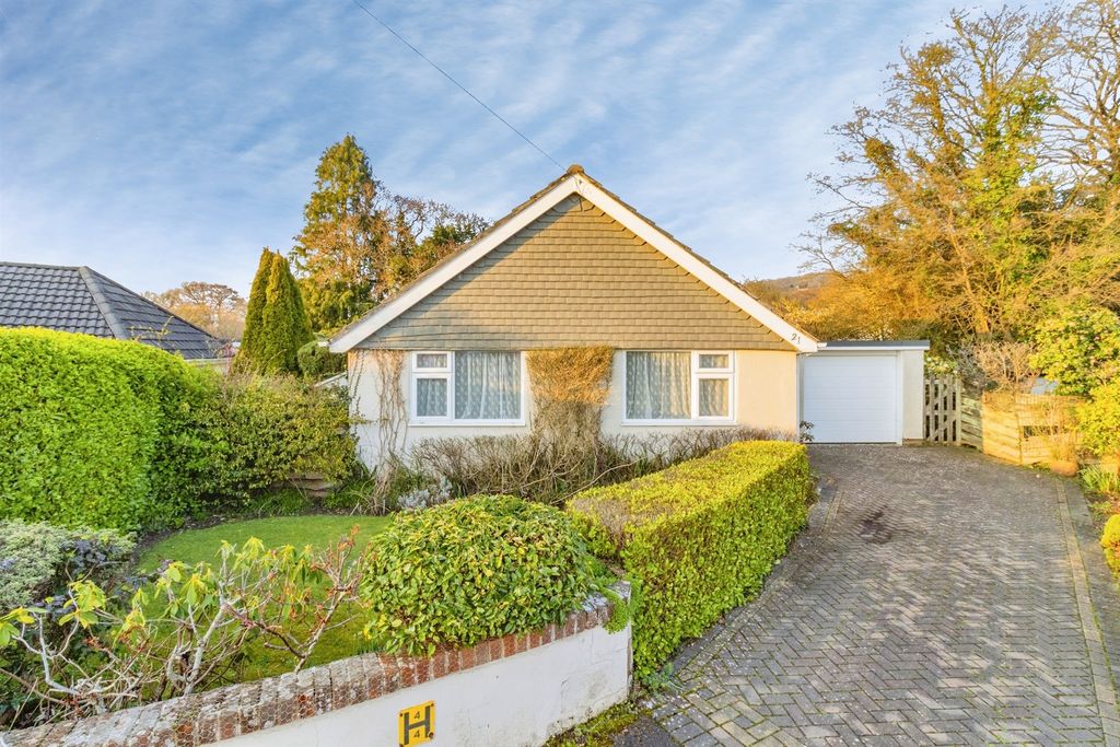 Property photo 1 of 24