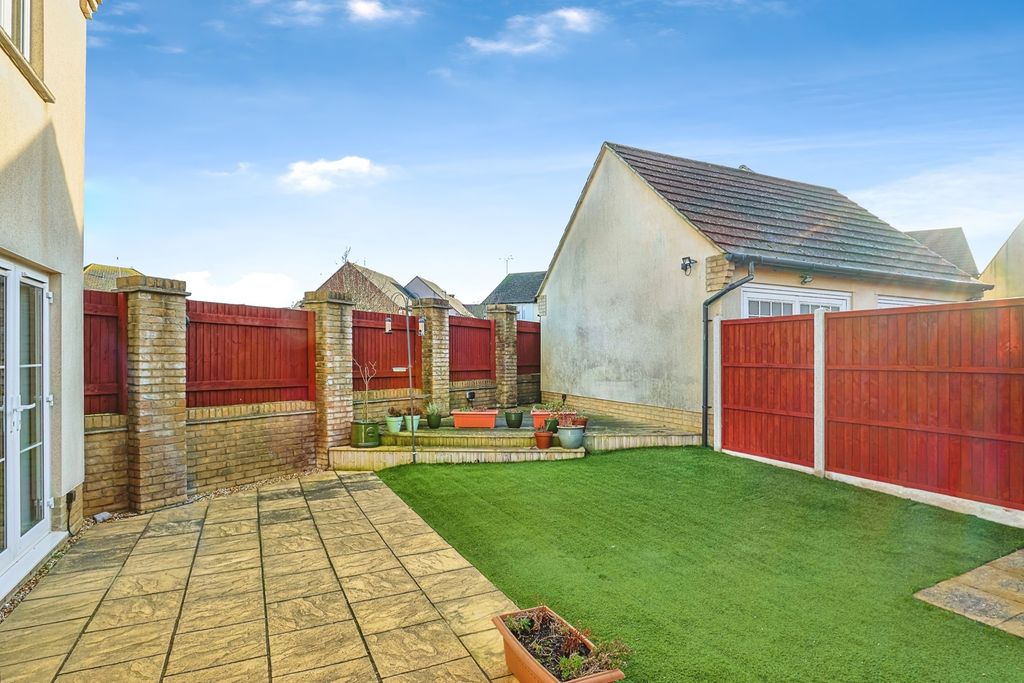 Property photo 2 of 17 Pbox-Img.Jpg