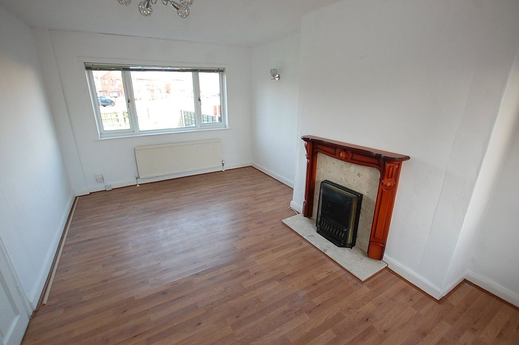 Property photo 2 of 14 Picture No. 07