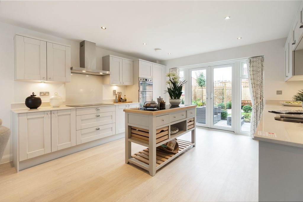 Property photo 2 of 11 Show Home Photo
