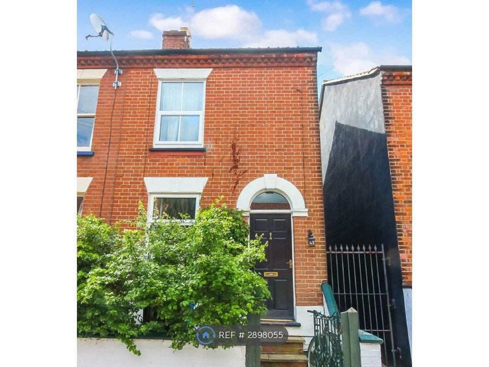Property photo 1 of 11