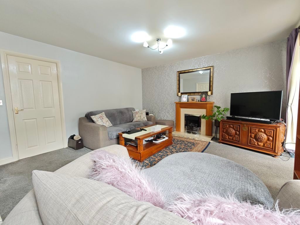 Property photo 3 of 19 Photo 3