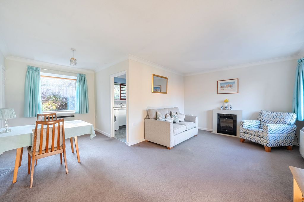 Property photo 3 of 24