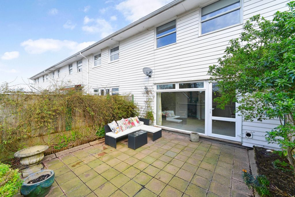 Property photo 3 of 13