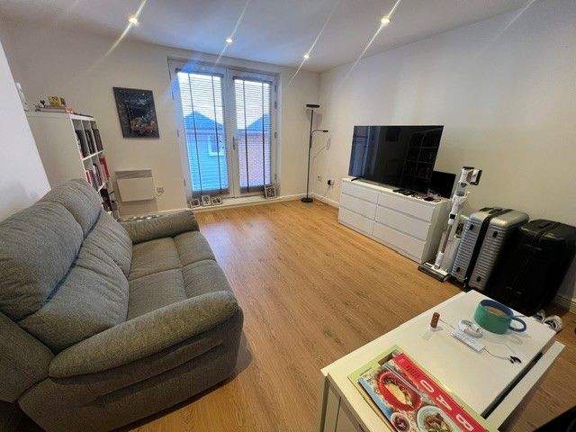 Property photo 2 of 5 Living Room