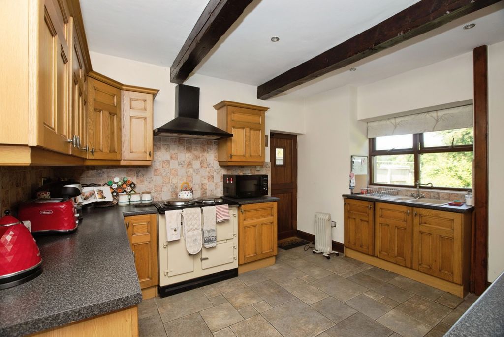 Property photo 3 of 34 Photo
