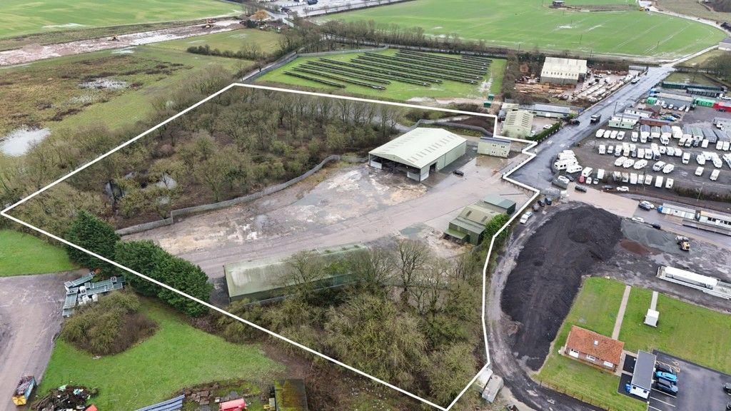 Property photo 1 of 11 Photo 14