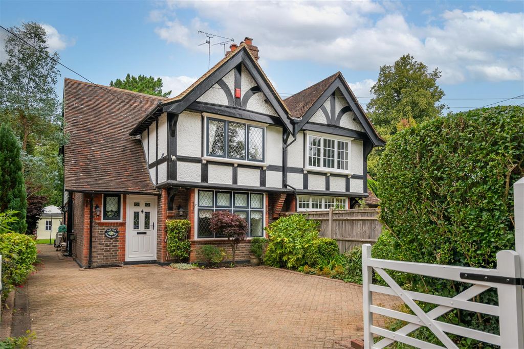 Property photo 1 of 30