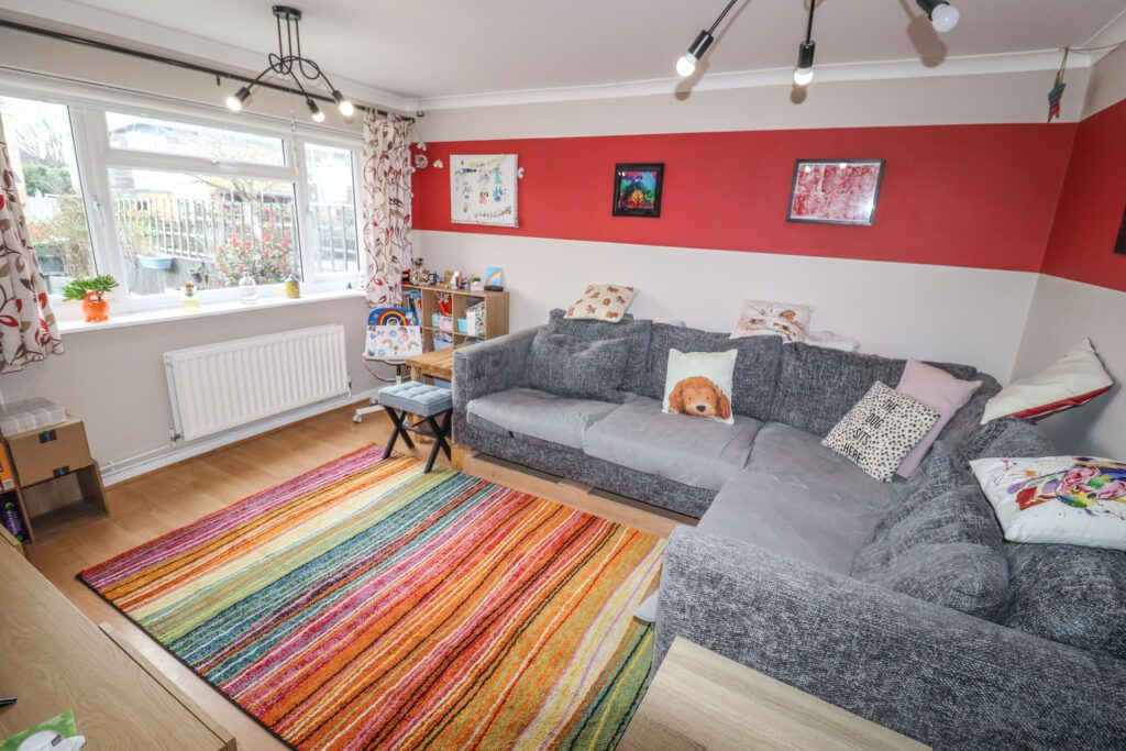 Property photo 2 of 9