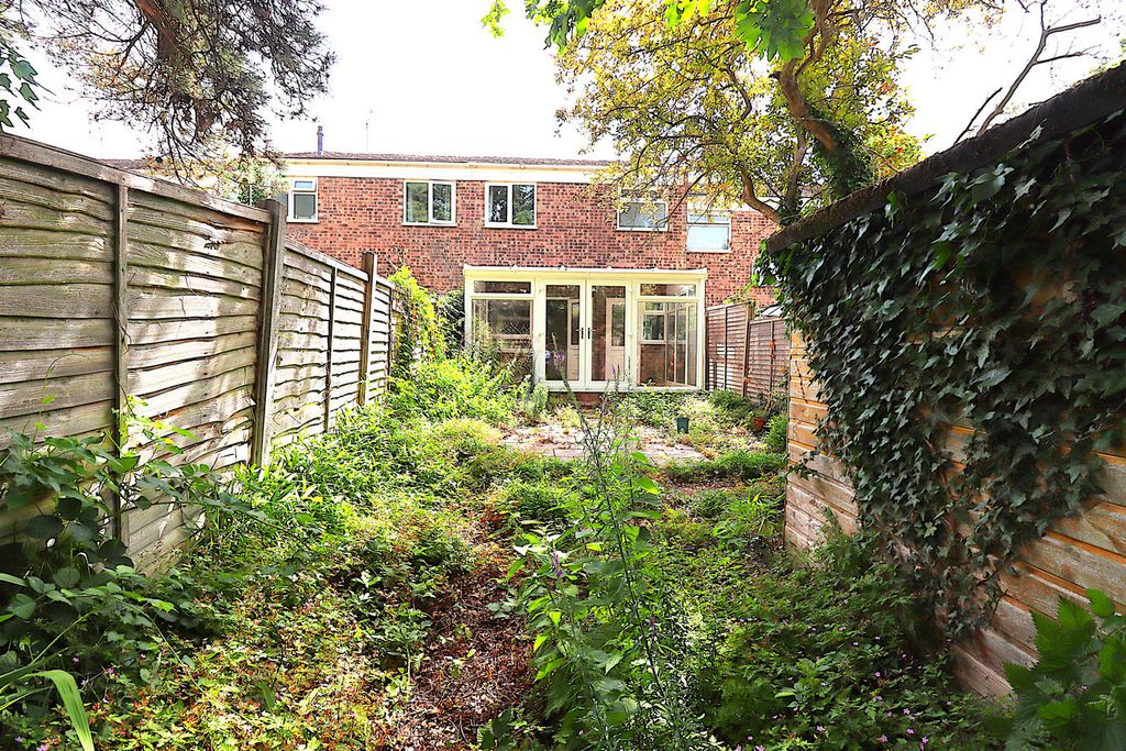 Property photo 2 of 12