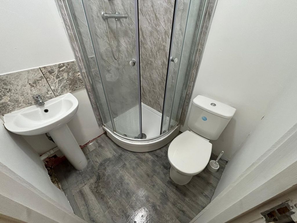 Property photo 3 of 3