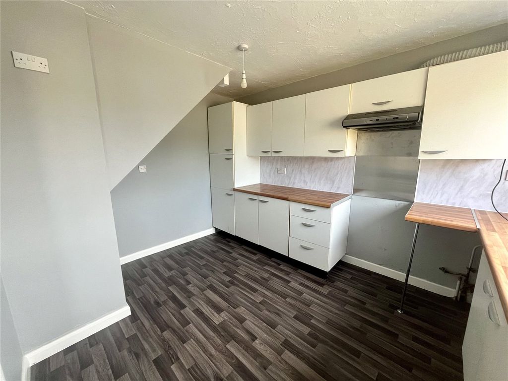 Property photo 3 of 18 Picture No. 19