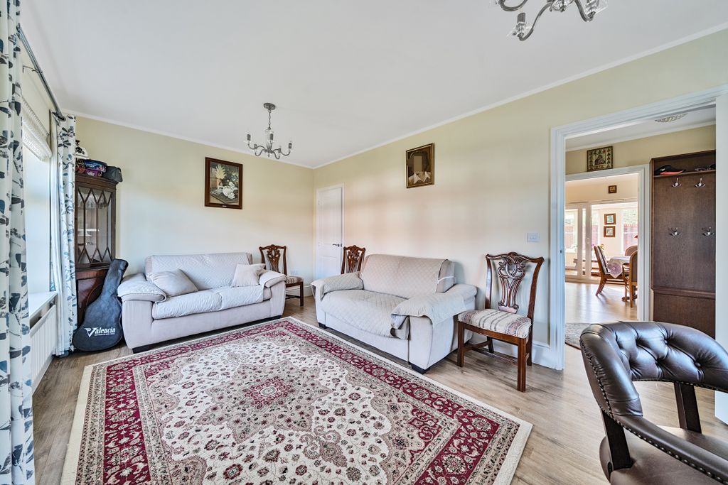 Property photo 2 of 12 12720352