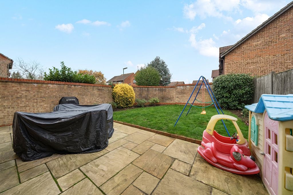 Property photo 3 of 21 Garden