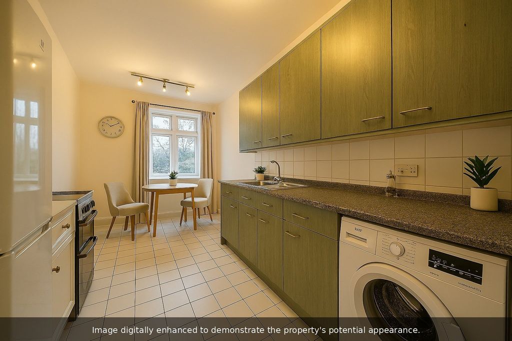 Property photo 2 of 8 Picture No. 30