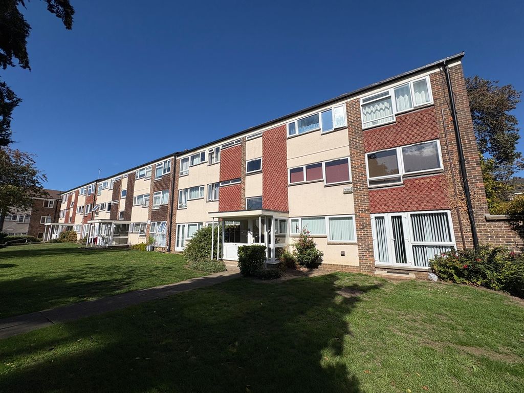 Property photo 2 of 11 Image