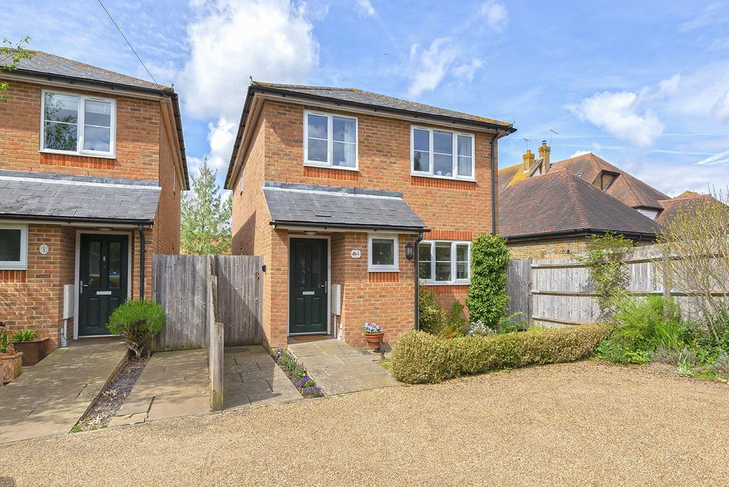 Property photo 2 of 20 4Woodgate01.Jpg