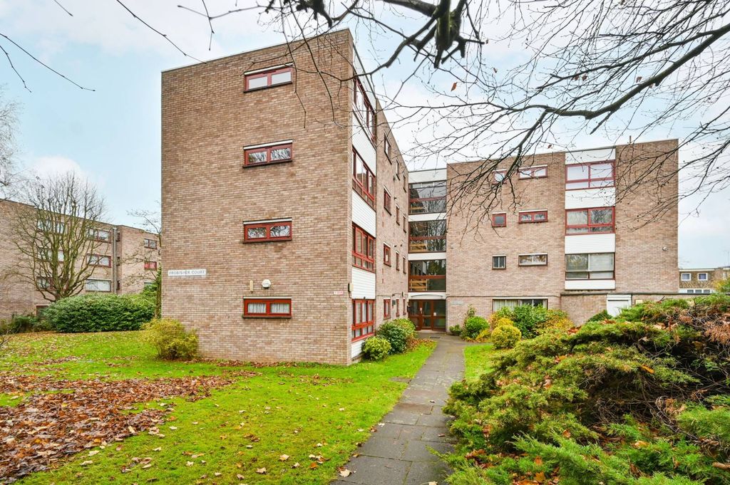 Property photo 2 of 5