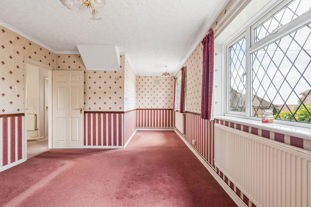 Property photo 3 of 18 Photo 6