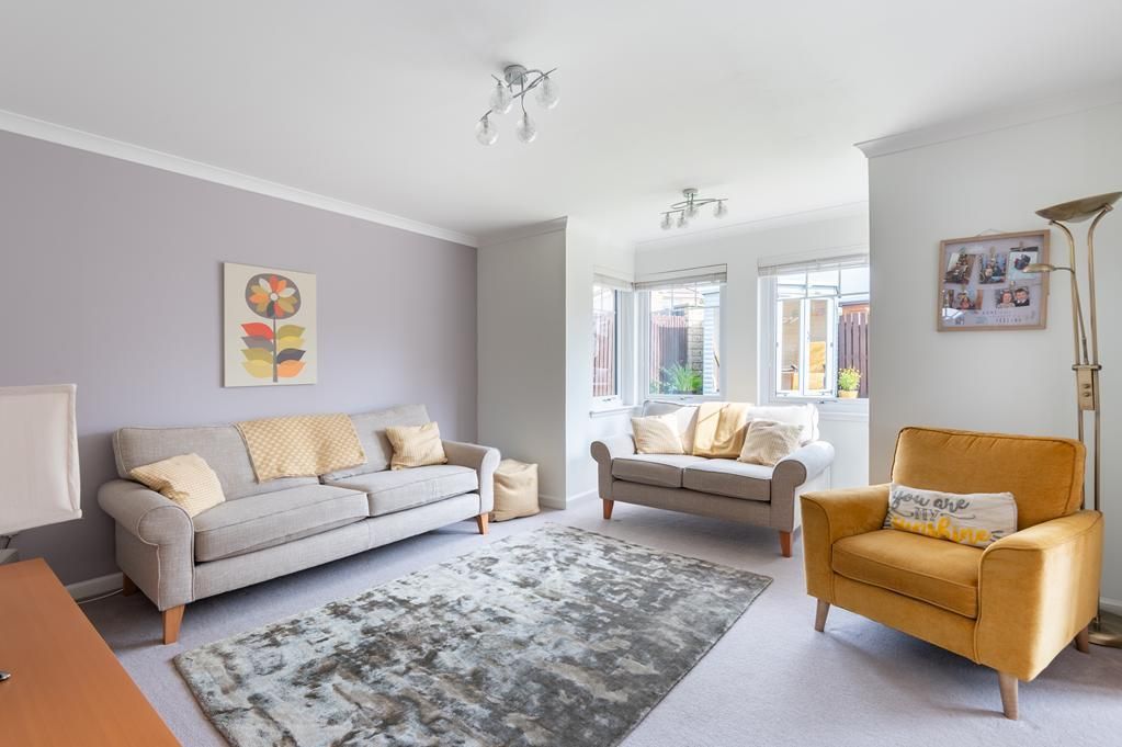 Property photo 2 of 29 Lev1488Pem Living Room.Jpg