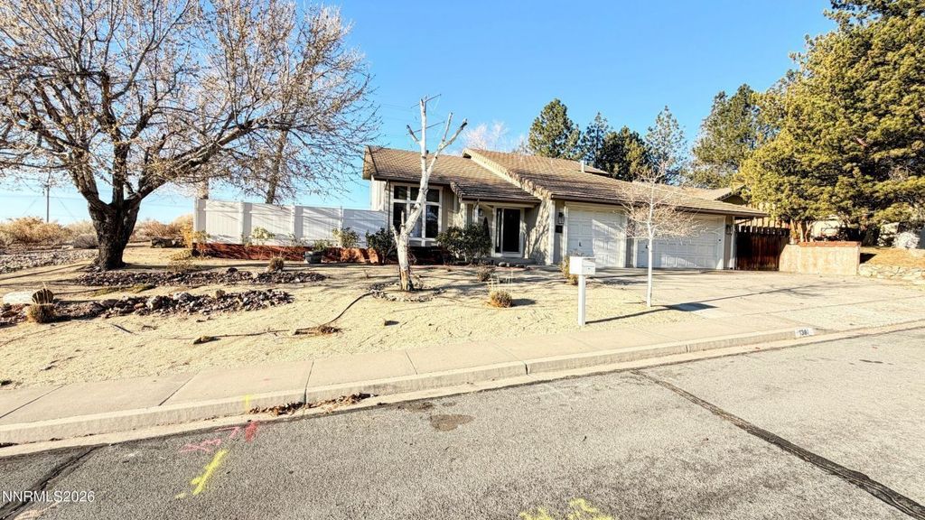 Property photo 1 of 30