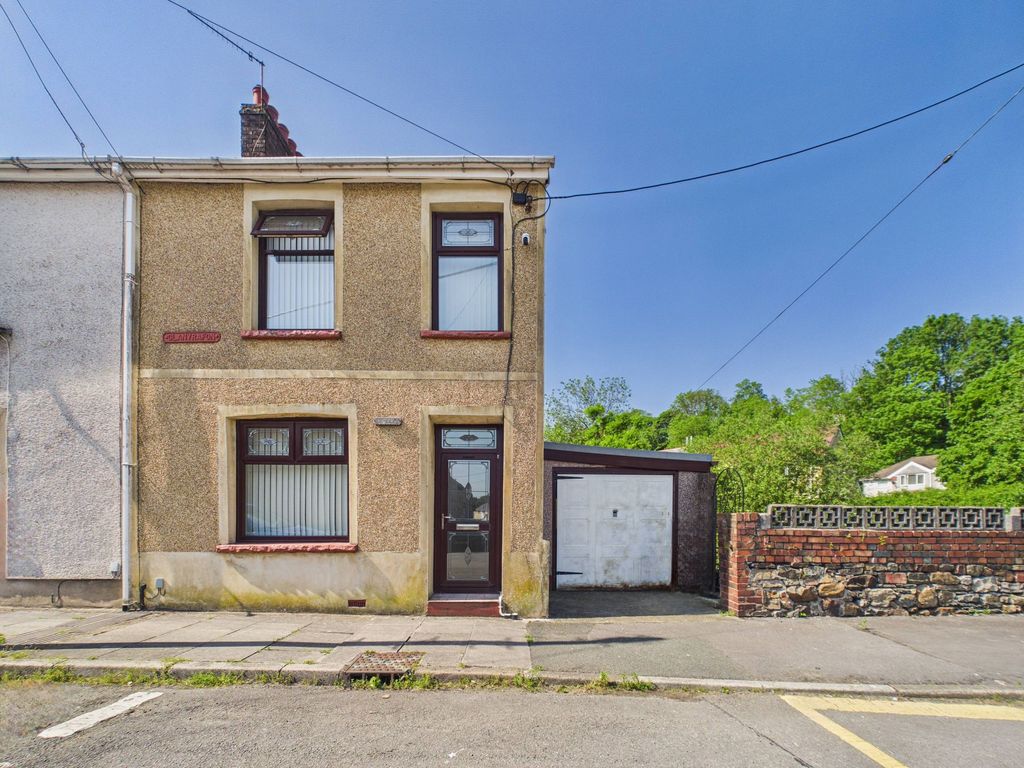 Property photo 1 of 27