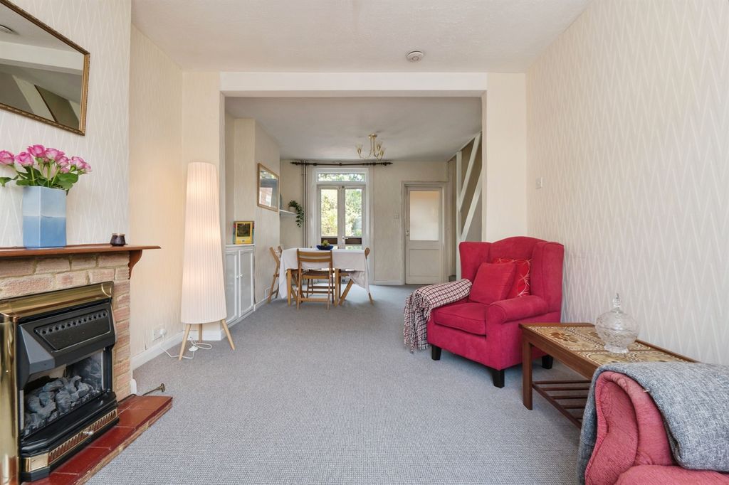 Property photo 3 of 14