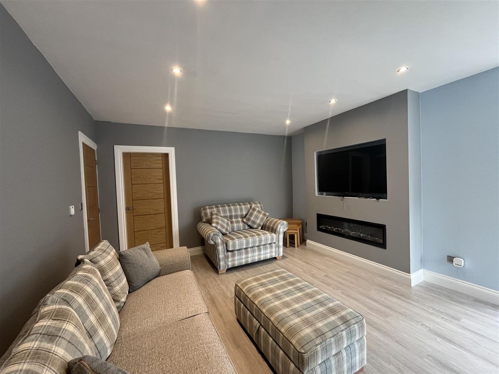 Property photo 3 of 16 3.Jpg