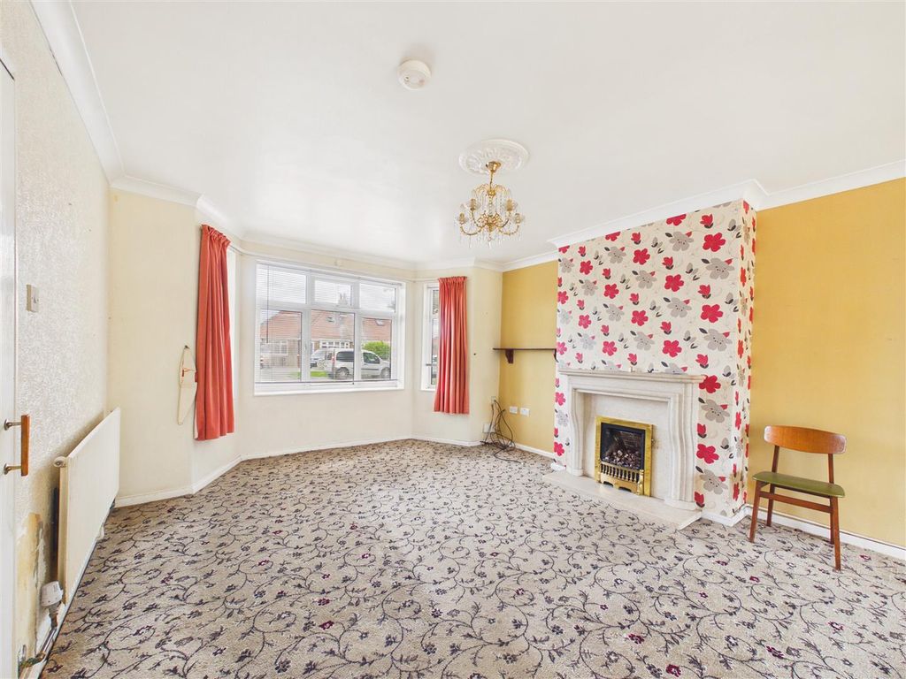 Property photo 2 of 13 Cam05451G0-Pr0135-Still007.Jpg