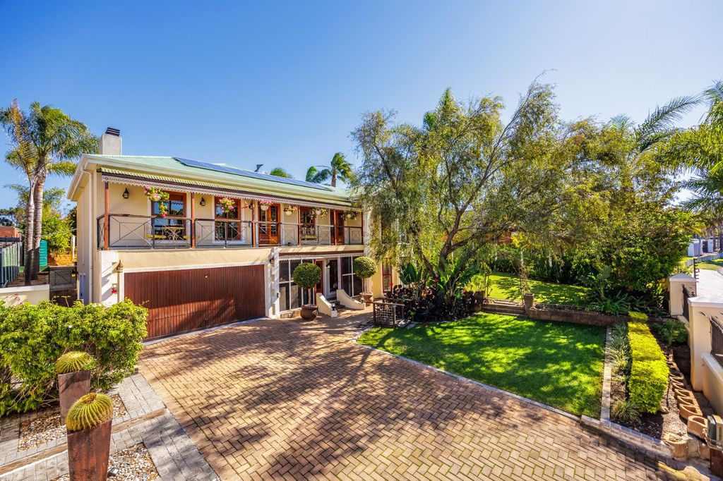 Property photo 3 of 49