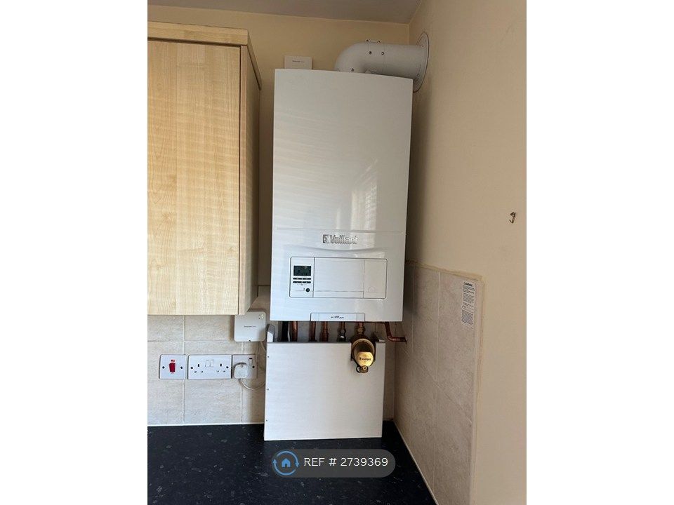 Property photo 3 of 9