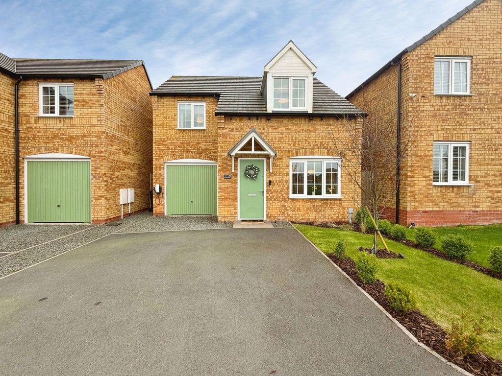 Property photo 1 of 27