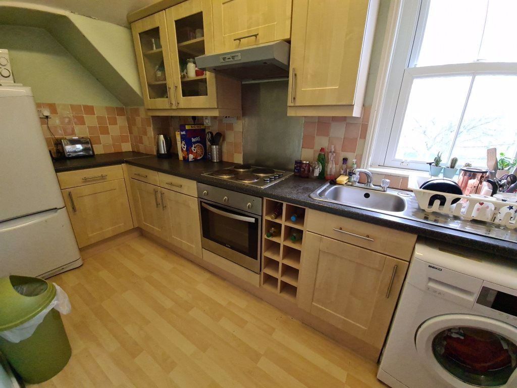 Property photo 1 of 9 Bright And Functional Kitchen With Ample Natural l...