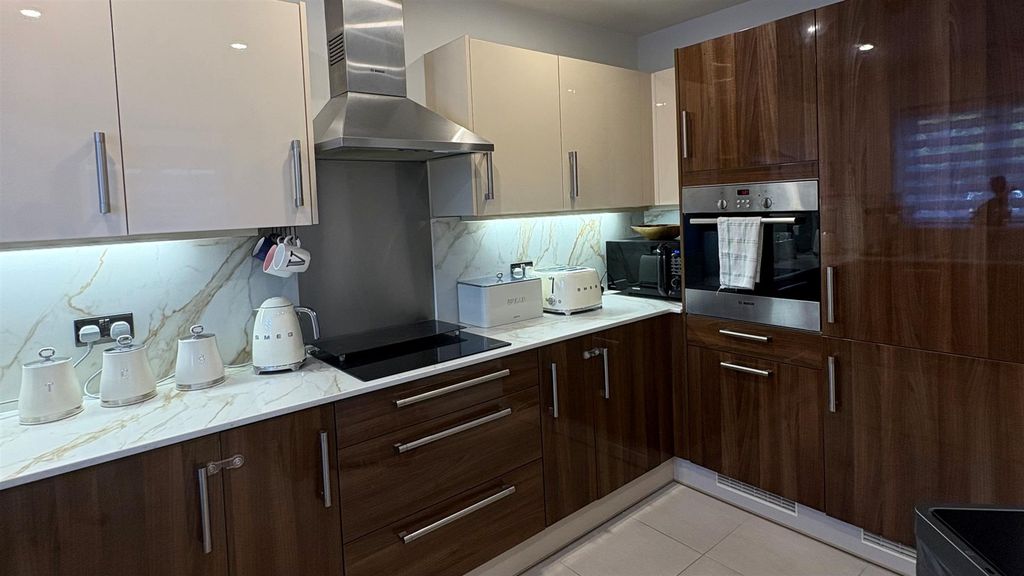 Property photo 3 of 29 3